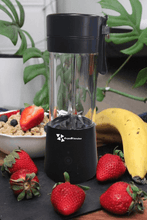 Load image into Gallery viewer, Black White Color Supa Blender best Portable Blender Australia fresh juice portable blender au